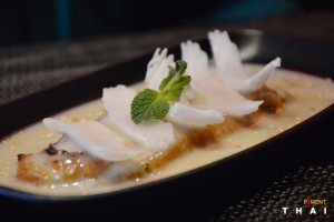 Banane grillée et chair de coco fraîche